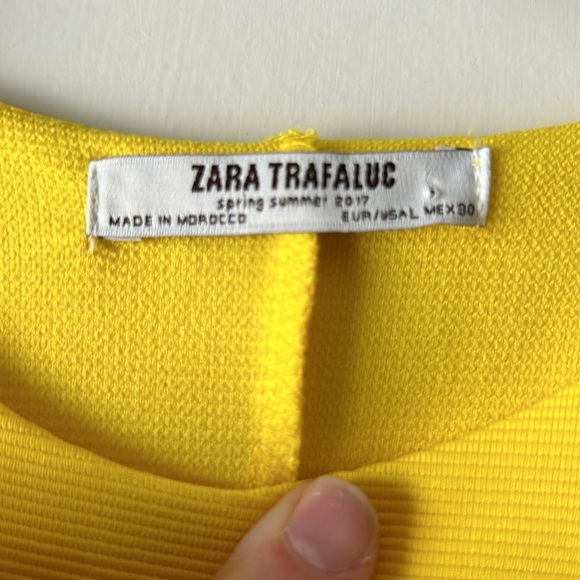 Zara Yellow Cold Shoulder Coastal Grandmother Dress Textured Ribbed Size Large - Picture 3 of 5
